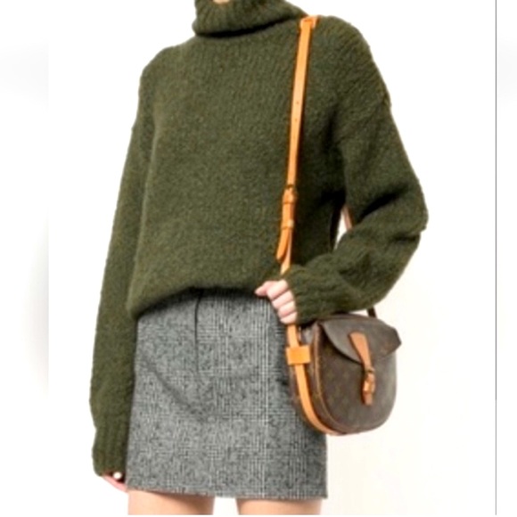 Vintage Louis Vuitton Monogram Jeune Fille - Picture 3 of 16